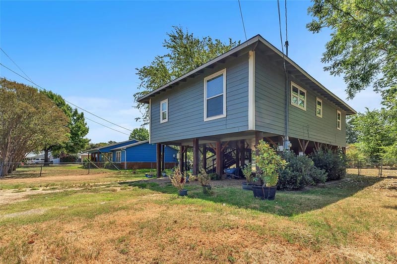 242 Autumn Wood Trail, Gun Barrel City TX 75156 - Photo 2