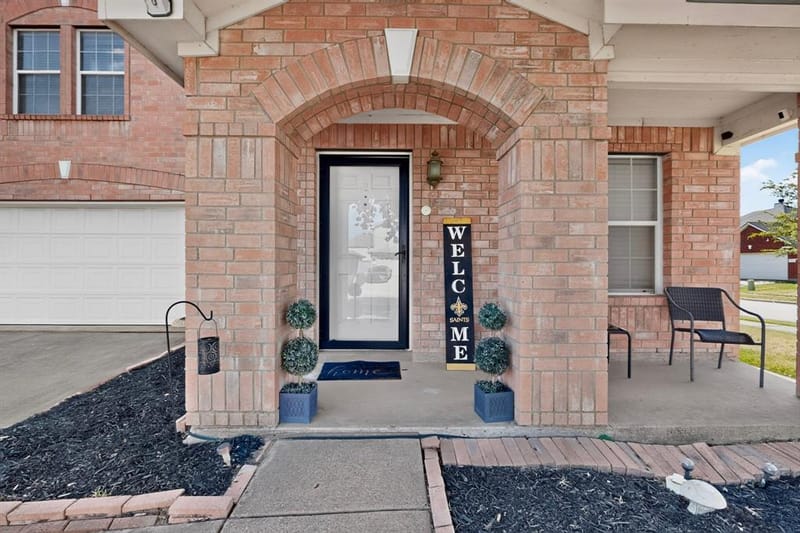 5403 Maverick Drive, Grand Prairie TX 75052 - Photo 2