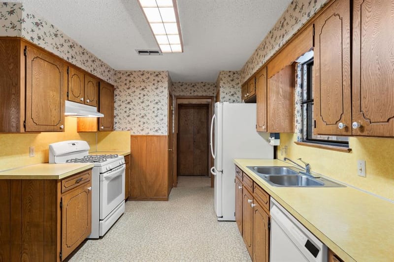 303 E 20th Avenue, Belton TX 76513 - Photo 12