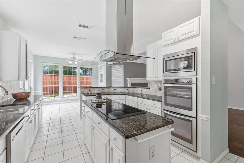 4001 Mayflower Lane, Plano TX 75024 - Photo 6