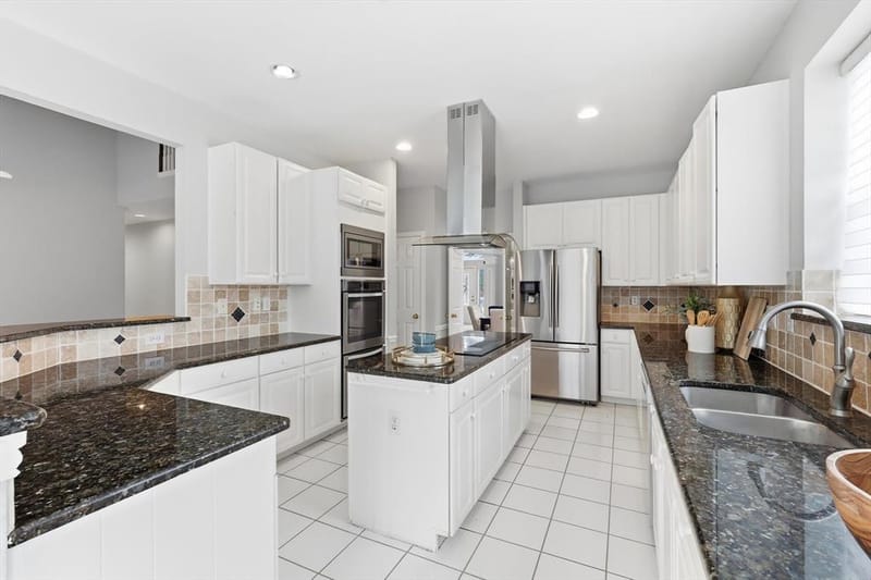 4001 Mayflower Lane, Plano TX 75024 - Photo 8
