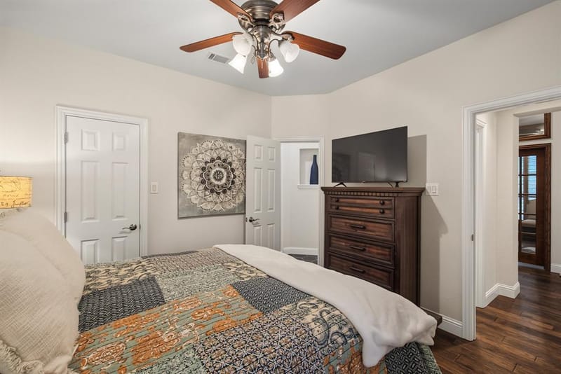 8541 Thorne Drive, Lantana TX 76226 - Photo 25