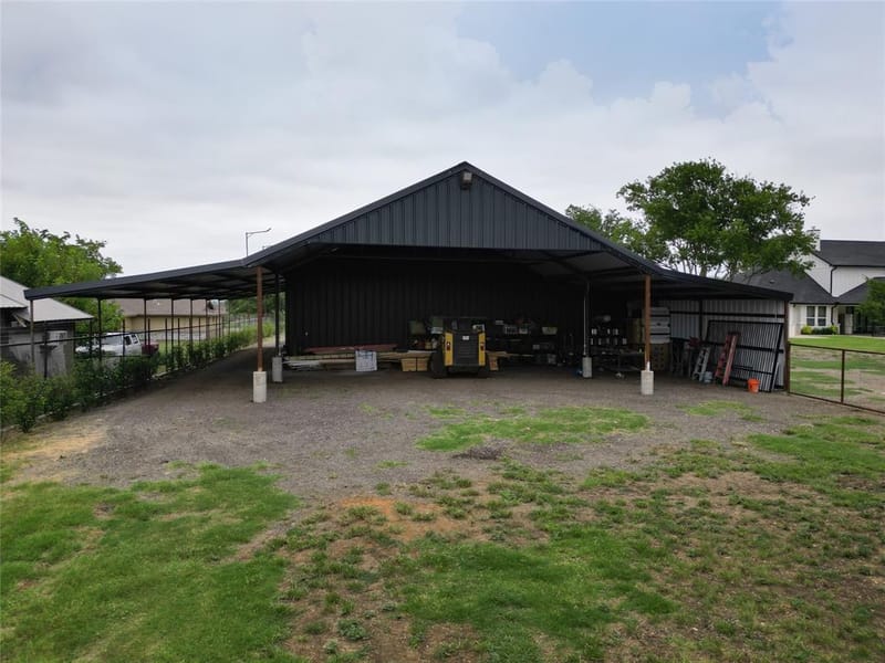 200 Corral Road, Godley TX 76044 - Photo 10