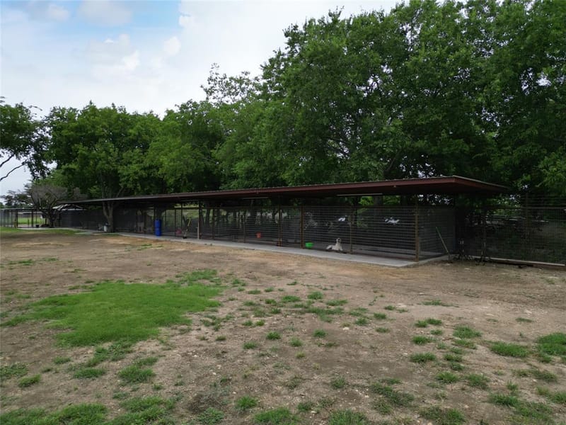 200 Corral Road, Godley TX 76044 - Photo 11