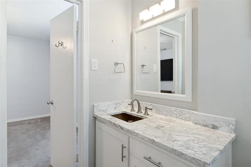 1560 Mapleton Drive, Dallas TX 75228 - Photo 17