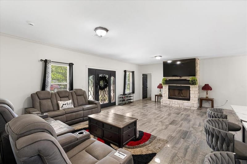 1026 S 28th Street, Corsicana TX 75110 - Photo 4