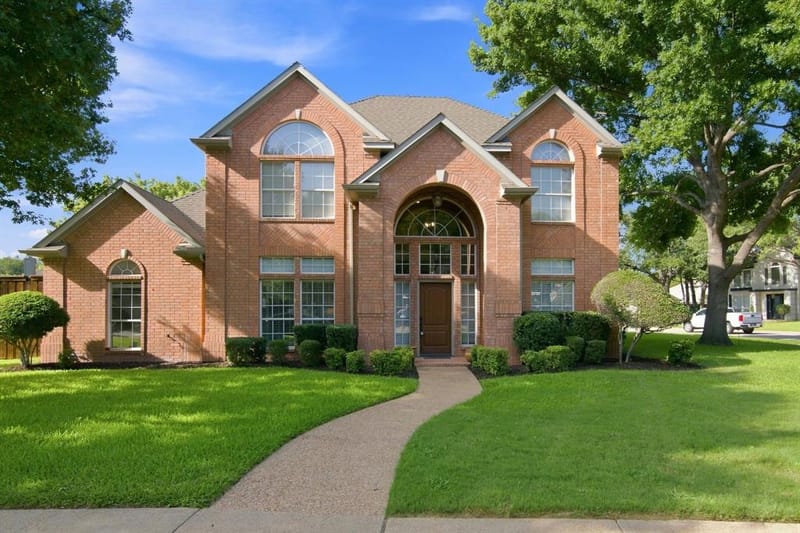 94 Bremen Drive, Hurst TX 76054