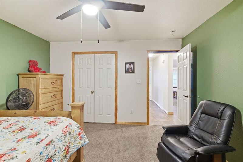 301 Rhoades Lane, Springtown TX 76082 - Photo 25