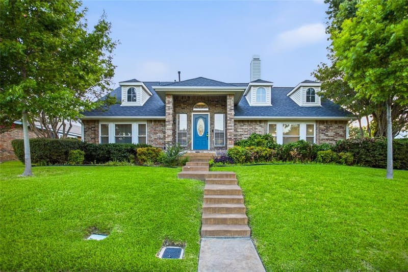 2060 Briarcliff Road, Lewisville TX 75067 - Photo 3