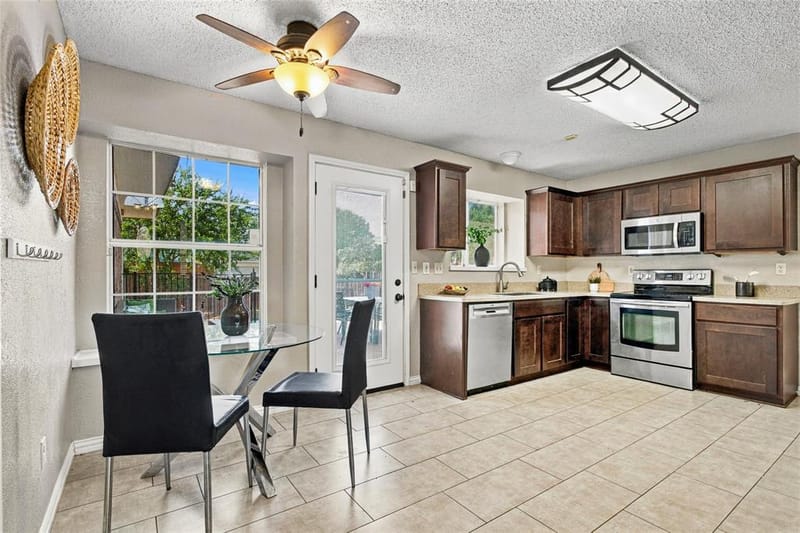 2060 Briarcliff Road, Lewisville TX 75067 - Photo 9