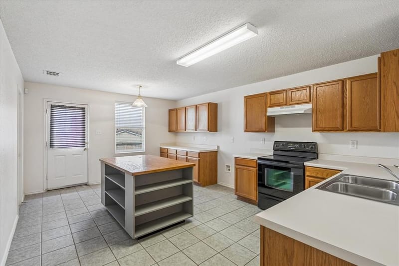 5160 Gold Basin Road, Fort Worth TX 76179 - Photo 8