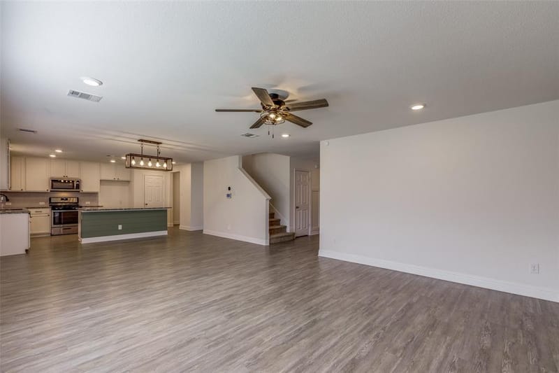2604 Wesley Avenue, Aubrey TX 76227 - Photo 6
