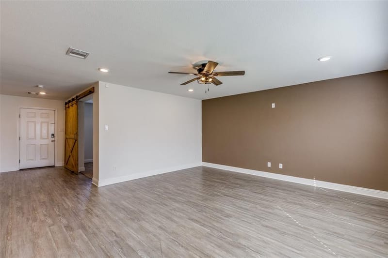 2604 Wesley Avenue, Aubrey TX 76227 - Photo 7