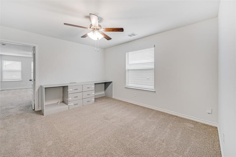 5569 Willamette Drive, Fort Worth TX 76119 - Photo 16