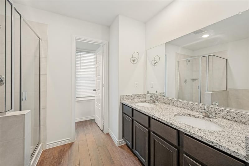 5569 Willamette Drive, Fort Worth TX 76119 - Photo 15