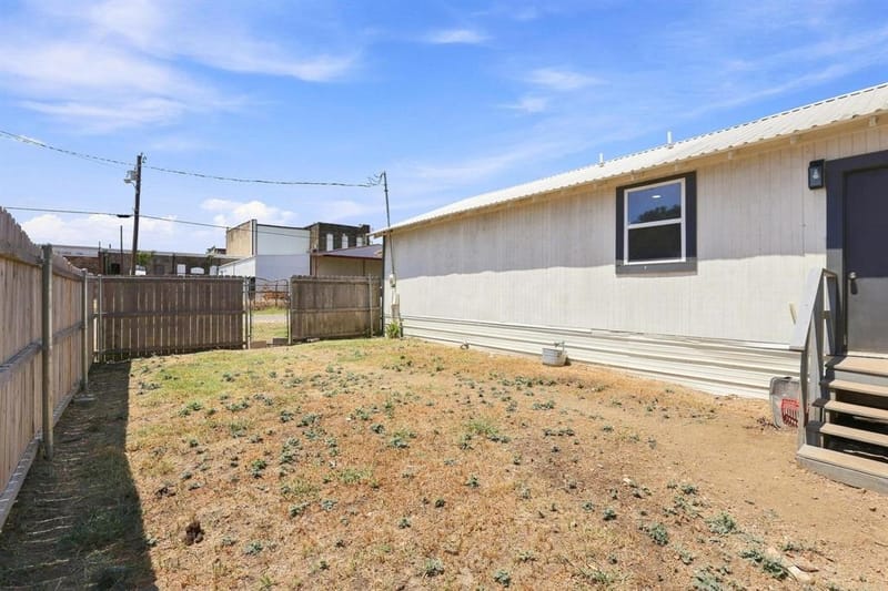 298 7th Street, Honey Grove TX 75446 - Photo 26