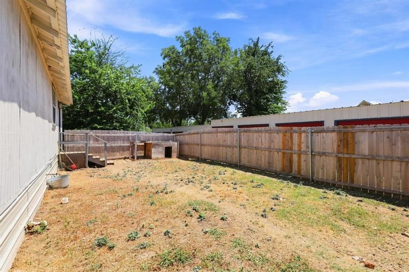 298 7th Street, Honey Grove TX 75446 - Photo 25