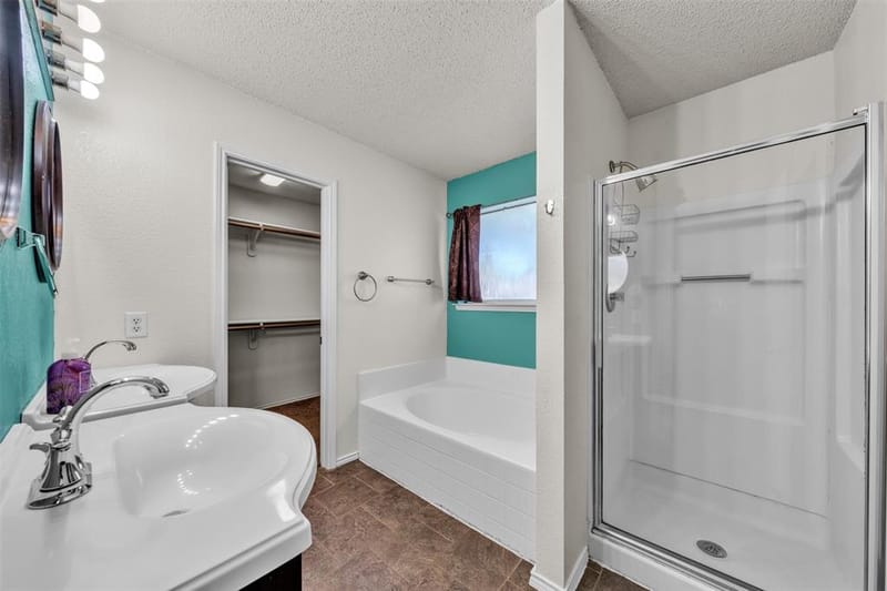 1017 Aaron Drive, Burleson TX 76028 - Photo 30