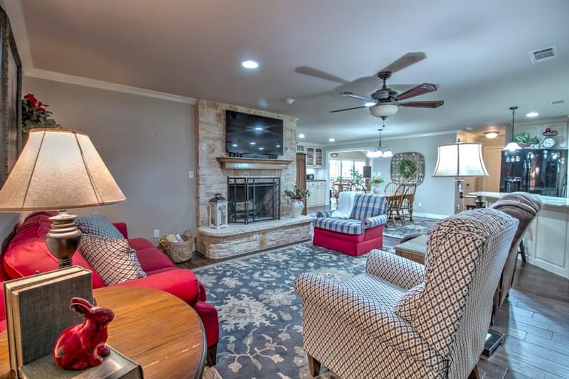 112 Sequoya Drive, Lake Kiowa TX 76240 - Photo 6