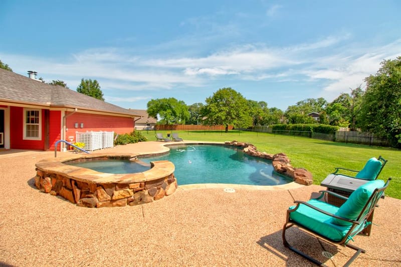 112 Sequoya Drive, Lake Kiowa TX 76240 - Photo 36