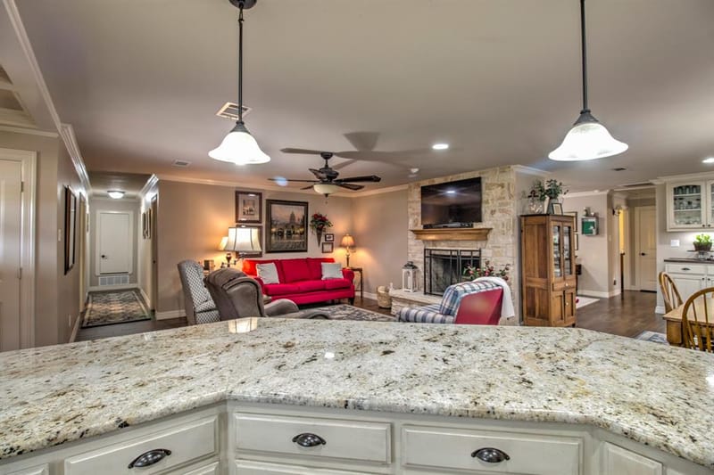 112 Sequoya Drive, Lake Kiowa TX 76240 - Photo 9
