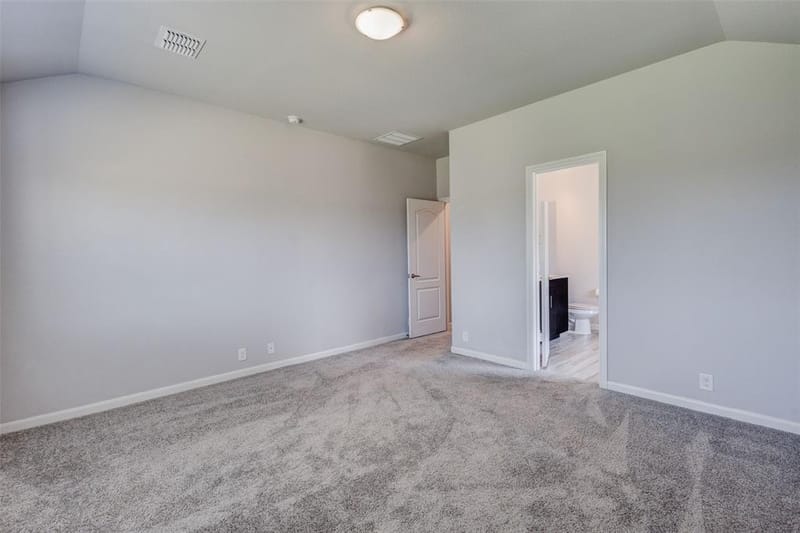 921 Amberwood Drive, Godley TX 76044 - Photo 21