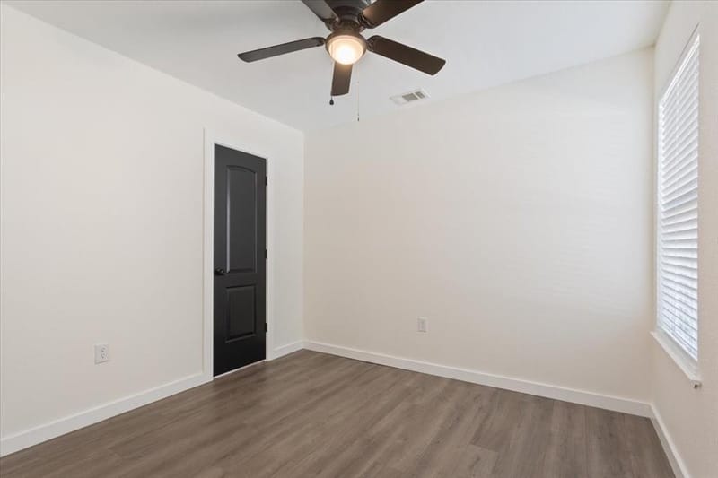 108 Private Road 127, Whitney TX 76692 - Photo 11