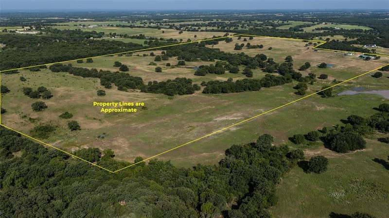 148 Private Road 169, Sunset TX 76270