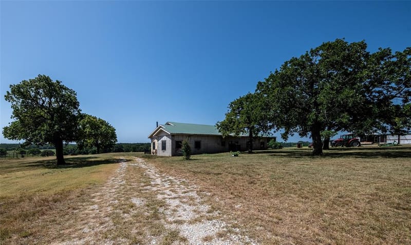 148 Private Road 169, Sunset TX 76270 - Photo 38