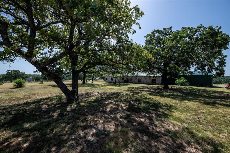 148 Private Road 169, Sunset TX 76270 - Photo 40