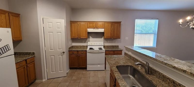 2604 Winterberry Lane, Little Elm TX 75068 - Photo 3