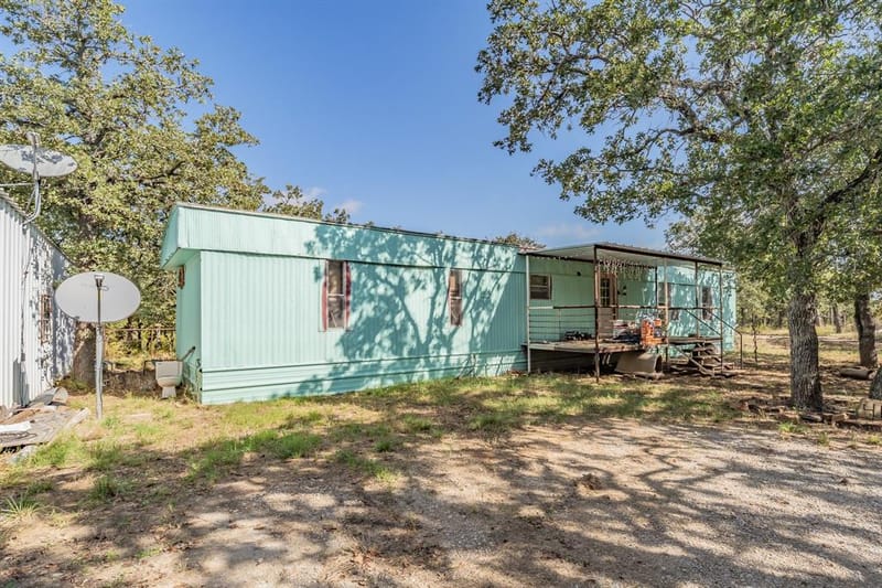 417 Wood River Road, Millsap TX 76066 - Photo 17