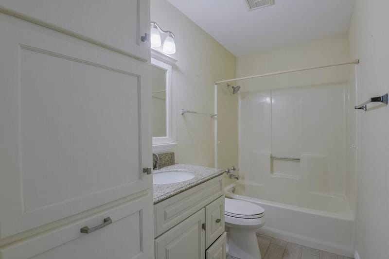 211 Faircrest Drive, Arlington TX 76018 - Photo 23