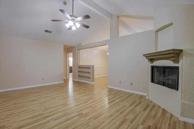 211 Faircrest Drive, Arlington TX 76018 - Photo 7