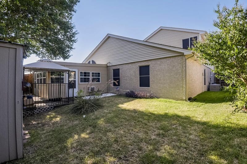211 Faircrest Drive, Arlington TX 76018 - Photo 36