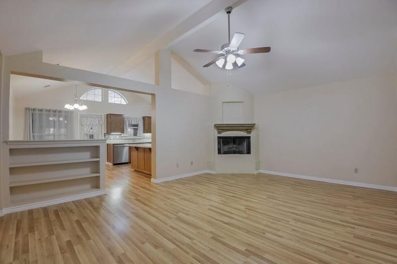 211 Faircrest Drive, Arlington TX 76018 - Photo 5