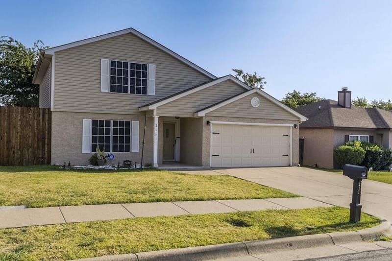 211 Faircrest Drive, Arlington TX 76018 - Photo 38