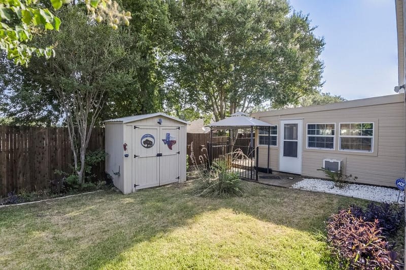 211 Faircrest Drive, Arlington TX 76018 - Photo 37