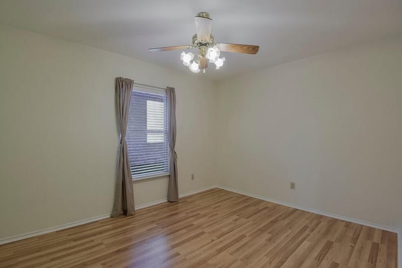 211 Faircrest Drive, Arlington TX 76018 - Photo 25