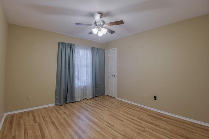 211 Faircrest Drive, Arlington TX 76018 - Photo 21