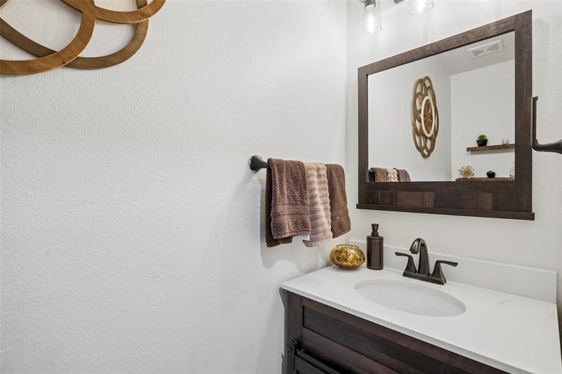 709 Bastrop Drive, Arlington TX 76002 - Photo 16