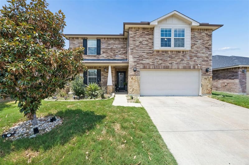 709 Bastrop Drive, Arlington TX 76002