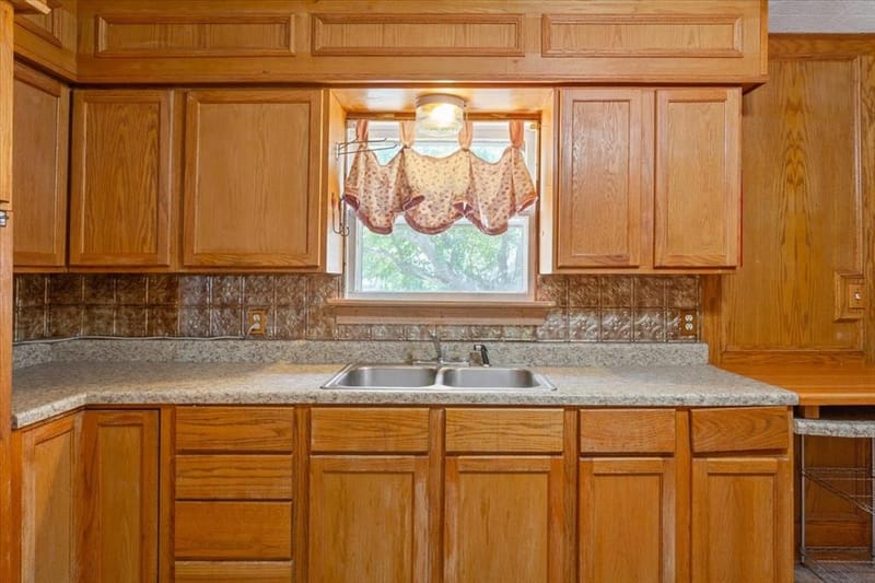 9542 Heritage Parkway, West TX 76691 - Photo 12
