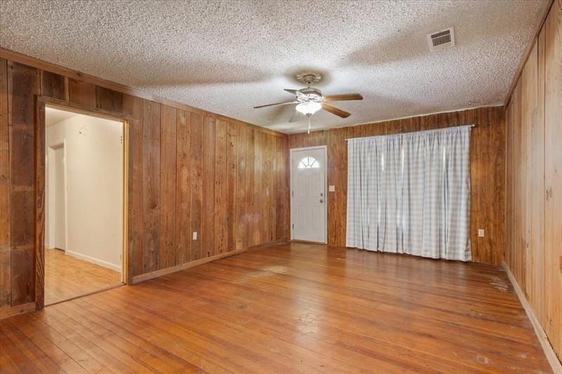 9542 Heritage Parkway, West TX 76691 - Photo 7