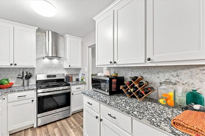 2617 Pioneer Street, Fort Worth TX 76119 - Photo 8