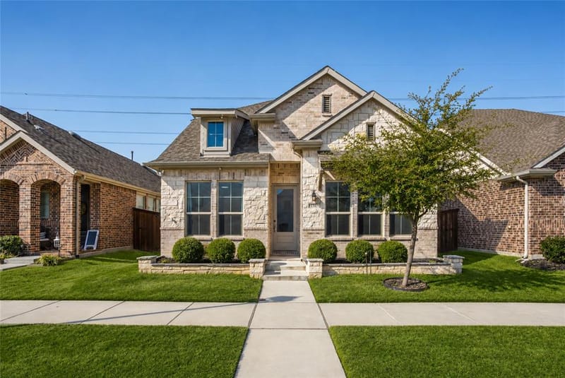12361 Hulson Trail, Fort Worth TX 76052 - Photo 2
