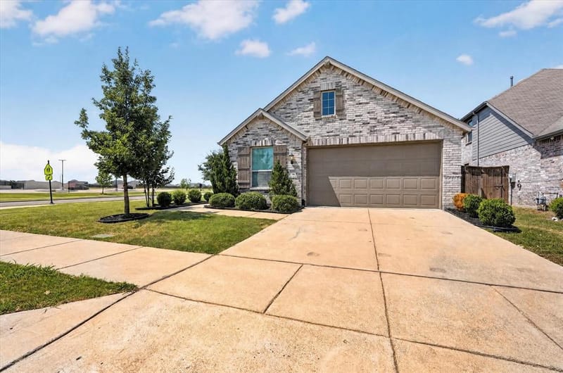 2832 Lolita Way, Forney TX 75126 - Photo 2