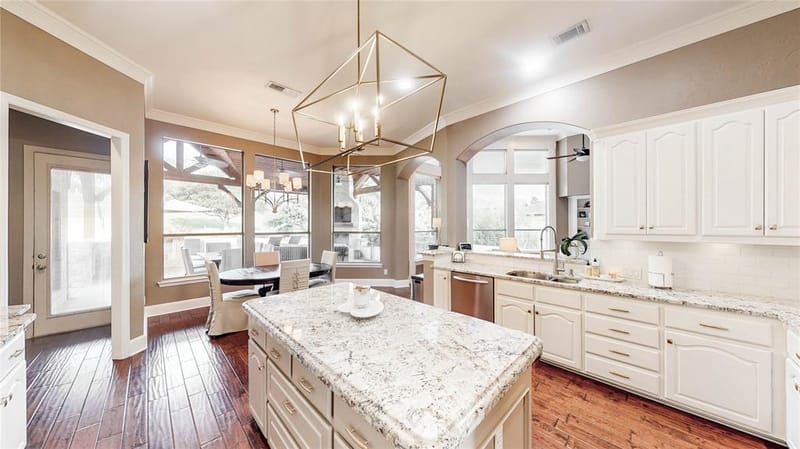 324 E Carruth Lane, Double Oak TX 75077 - Photo 17