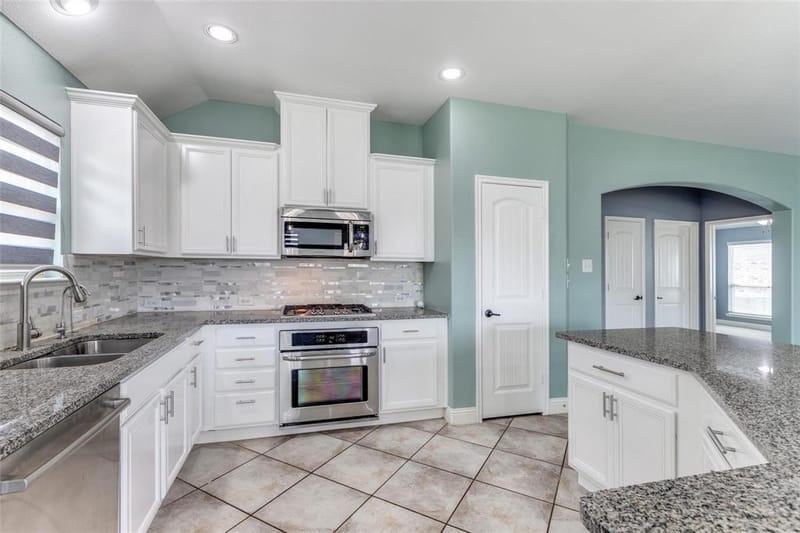 10220 Bennet Drive, McKinney TX 75072 - Photo 10