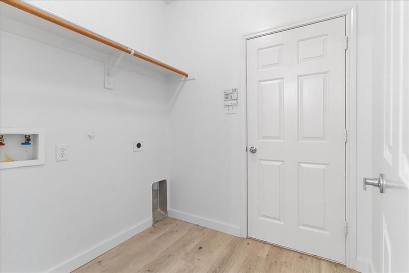 8604 Secret Forest Drive, Dallas TX 75249 - Photo 6